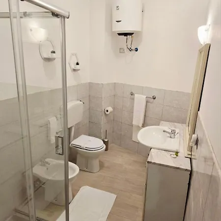 Affittacamere Island Vibes Rooms, Su Salighe